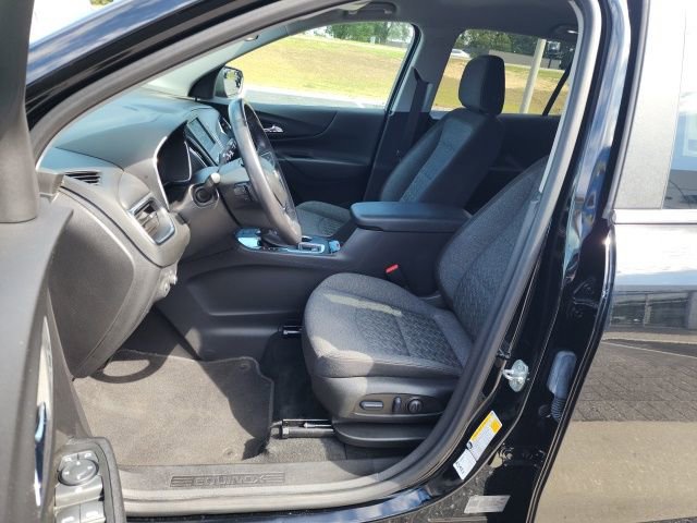 Used 2022 Chevrolet Equinox LT image 24