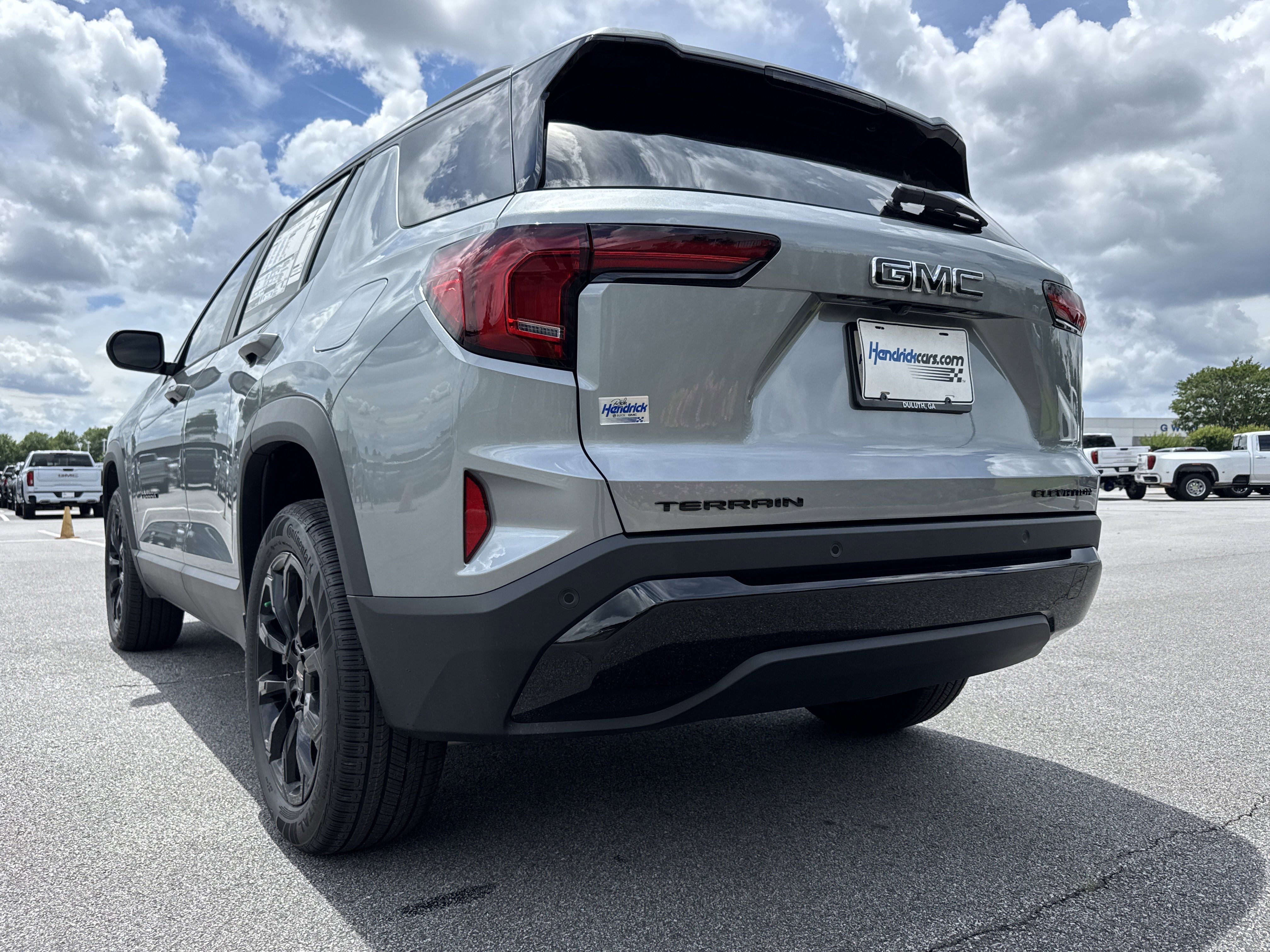 New 2026 GMC Terrain Elevation w/ Black Edition FWD image 8