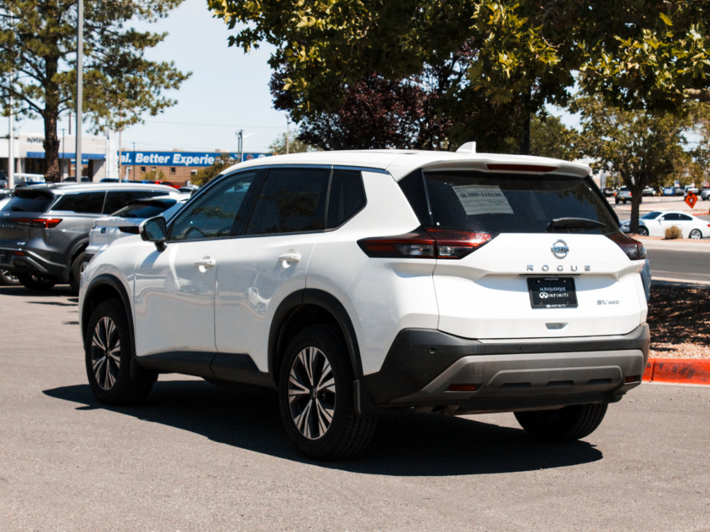 Used 2021 Nissan Rogue SV AWD/4WD image 7
