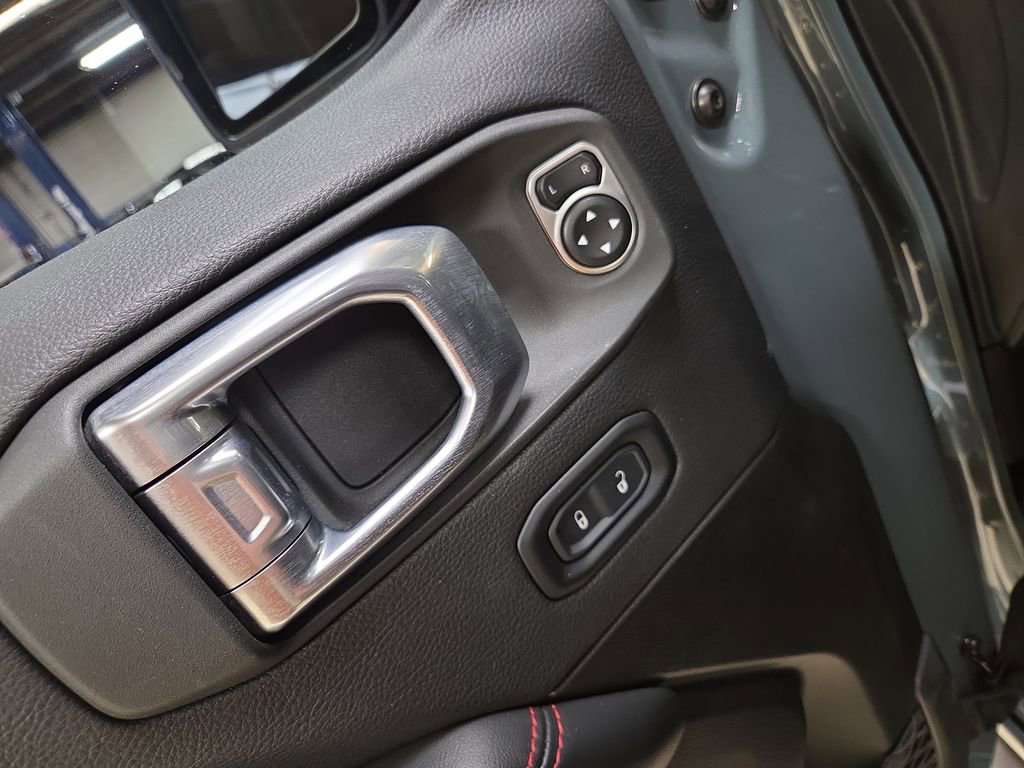 Used 2024 Jeep Wrangler Unlimited Rubicon image 11