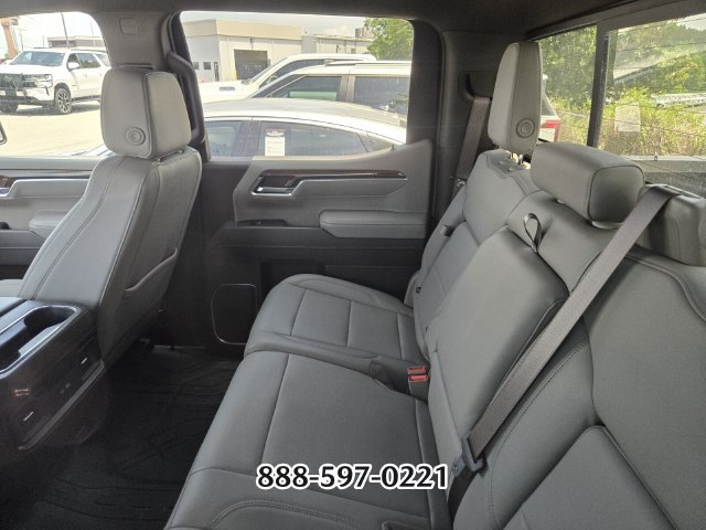 Used 2026 Chevrolet Silverado 1500 RST w/ Convenience Package II AWD/4WD image 4