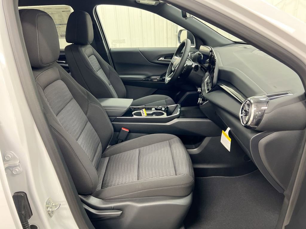 New 2026 Chevrolet Equinox LT w/ Safety and Technology Package image 22