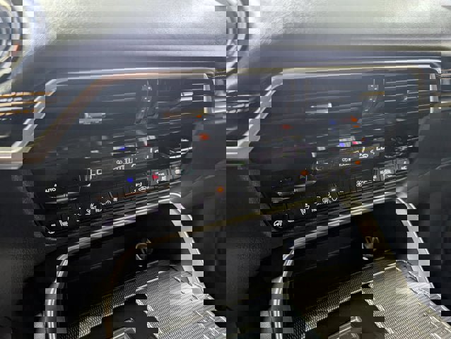 Certified 2025 MAZDA CX-90 3.3 Turbo S w/ Premium Package image 28