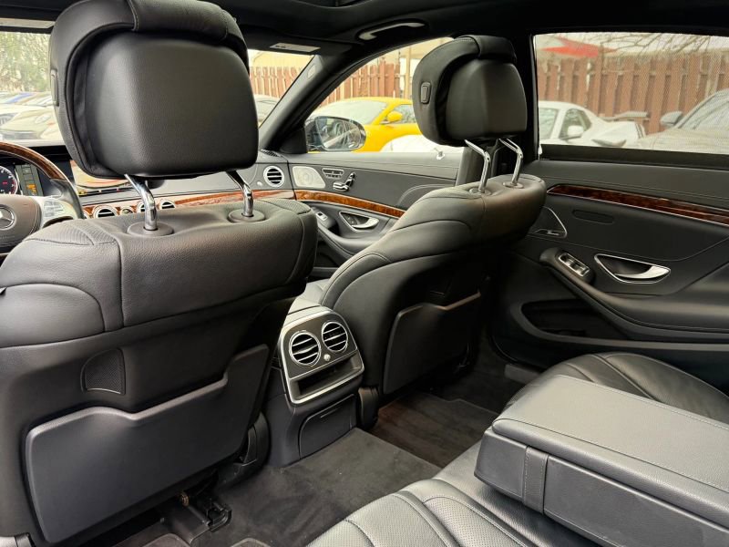 Used 2015 Mercedes-Benz S 550 Sedan image 17