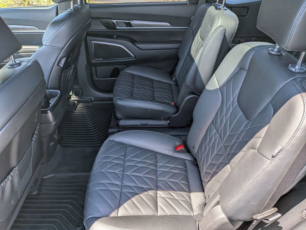 Used 2024 Kia Telluride SX X-Line AWD/4WD image 16