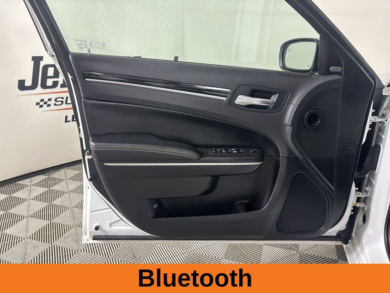 Used 2021 Chrysler 300 S image 9