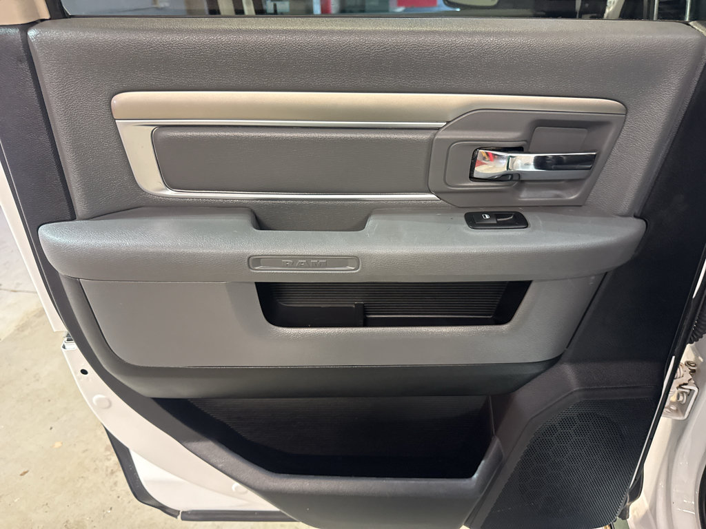 Used 2015 RAM 1500 Big Horn AWD/4WD image 27