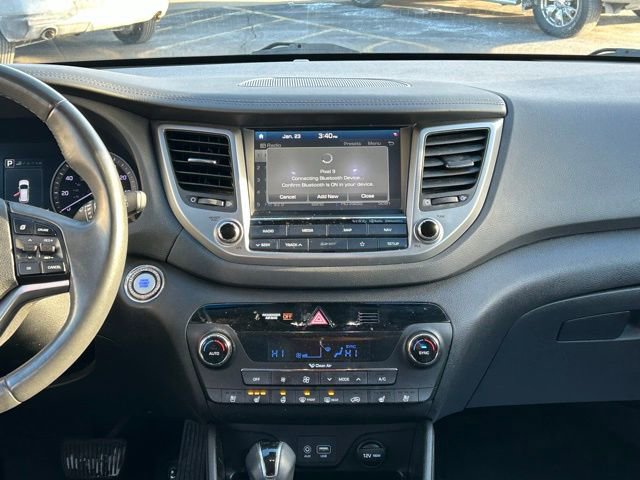 Used 2018 Hyundai Tucson Limited w/ Ultimate Package 02 image 24