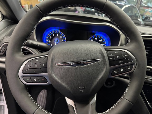 New 2026 Chrysler Pacifica Select image 18