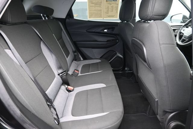 Used 2025 Chevrolet TrailBlazer LT AWD/4WD image 28