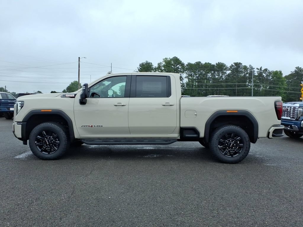 New 2026 GMC Sierra 2500 AT4 w/ Max Trailering Package AWD/4WD image 4