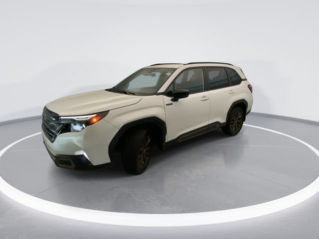 Used 2025 Subaru Forester Sport AWD/4WD image 2