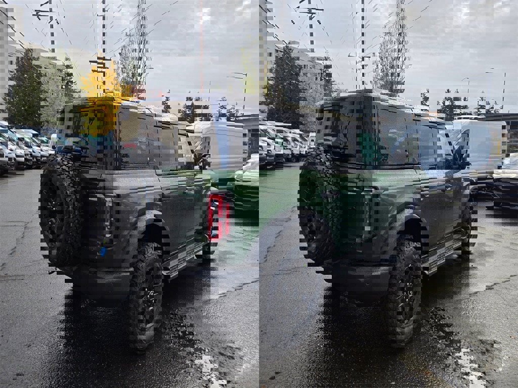 New 2025 Ford Bronco Outer Banks image 5