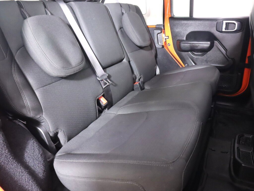 Used 2023 Jeep Wrangler Unlimited w/ Cold Weather Group AWD/4WD image 43