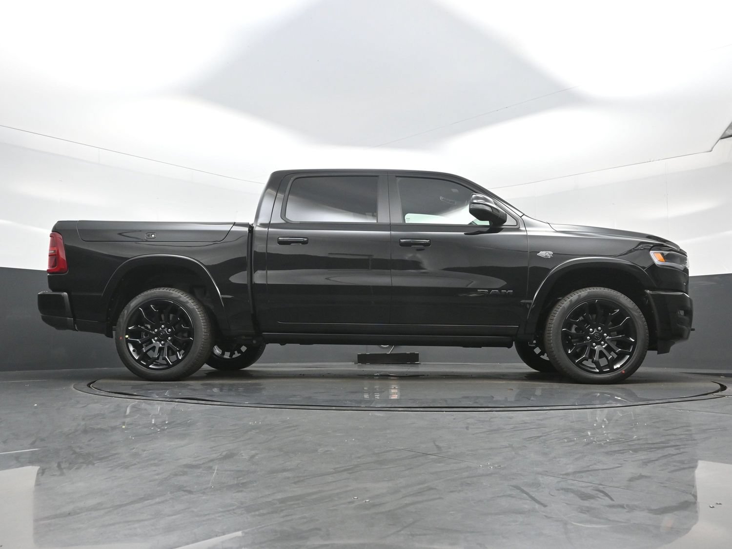 New 2027 RAM 1500 Limited AWD/4WD image 19