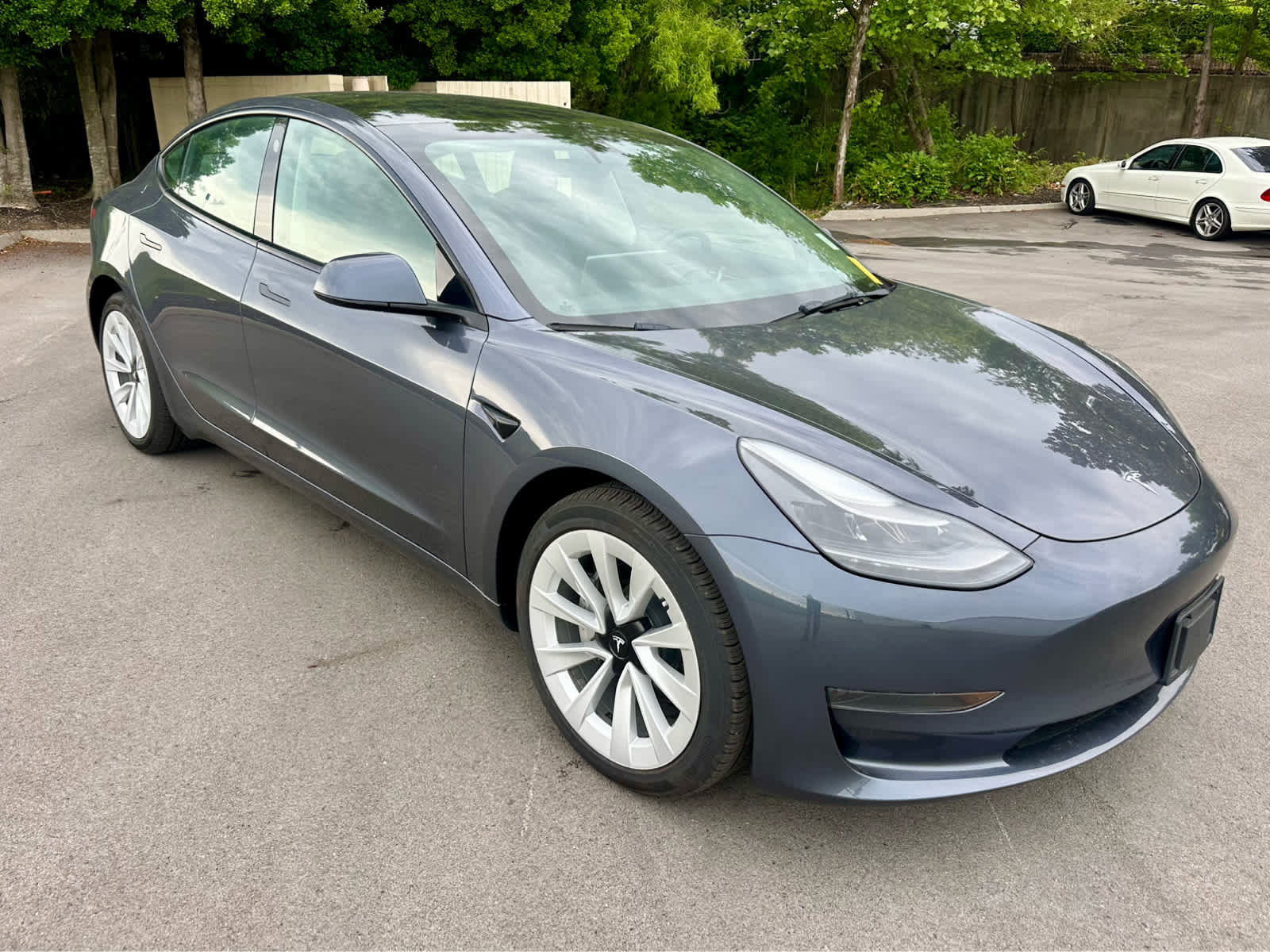 Used 2023 Tesla Model 3 Standard Range RWD image 3