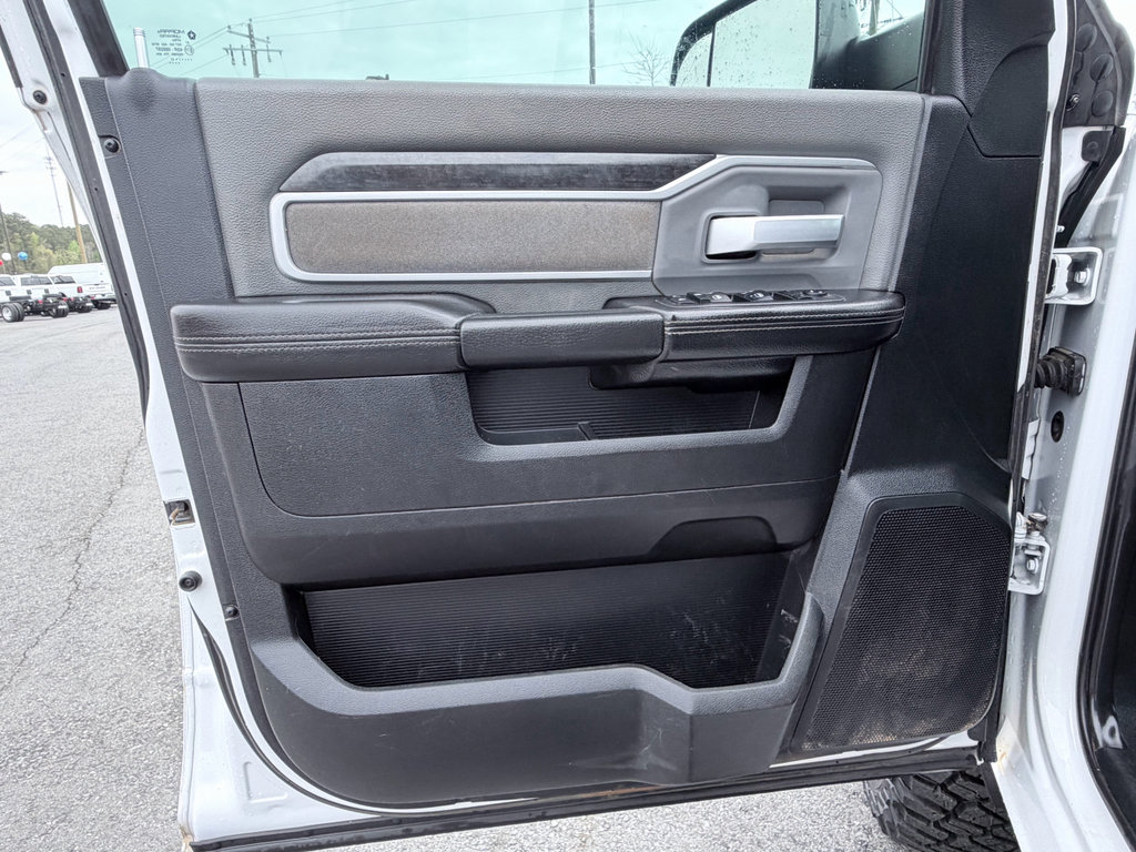 Used 2021 RAM 2500 Big Horn image 24
