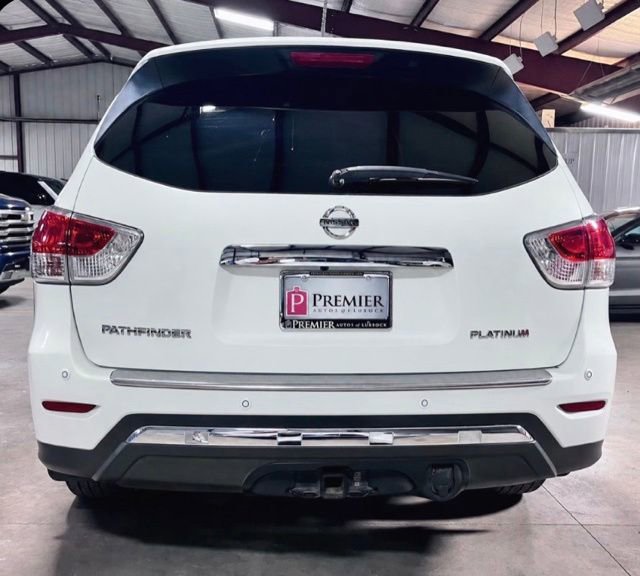Used 2014 Nissan Pathfinder Platinum w/ Platinum Premium Package FWD image 5