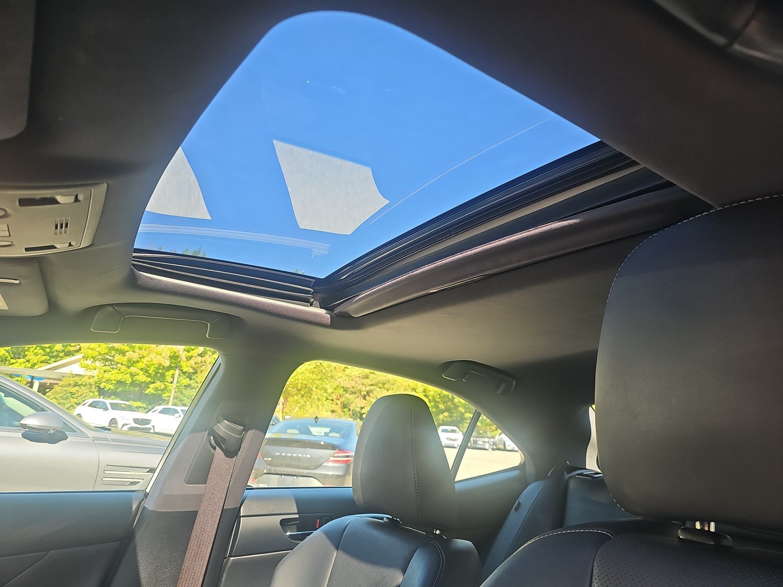 Used 2016 Lexus IS 200t RWD image 27