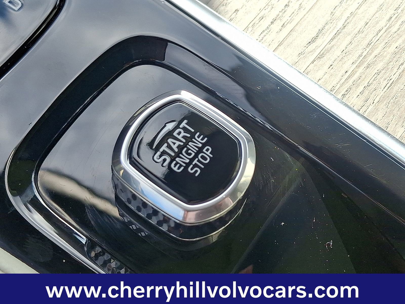 Certified 2023 Volvo XC90 B6 Plus image 24