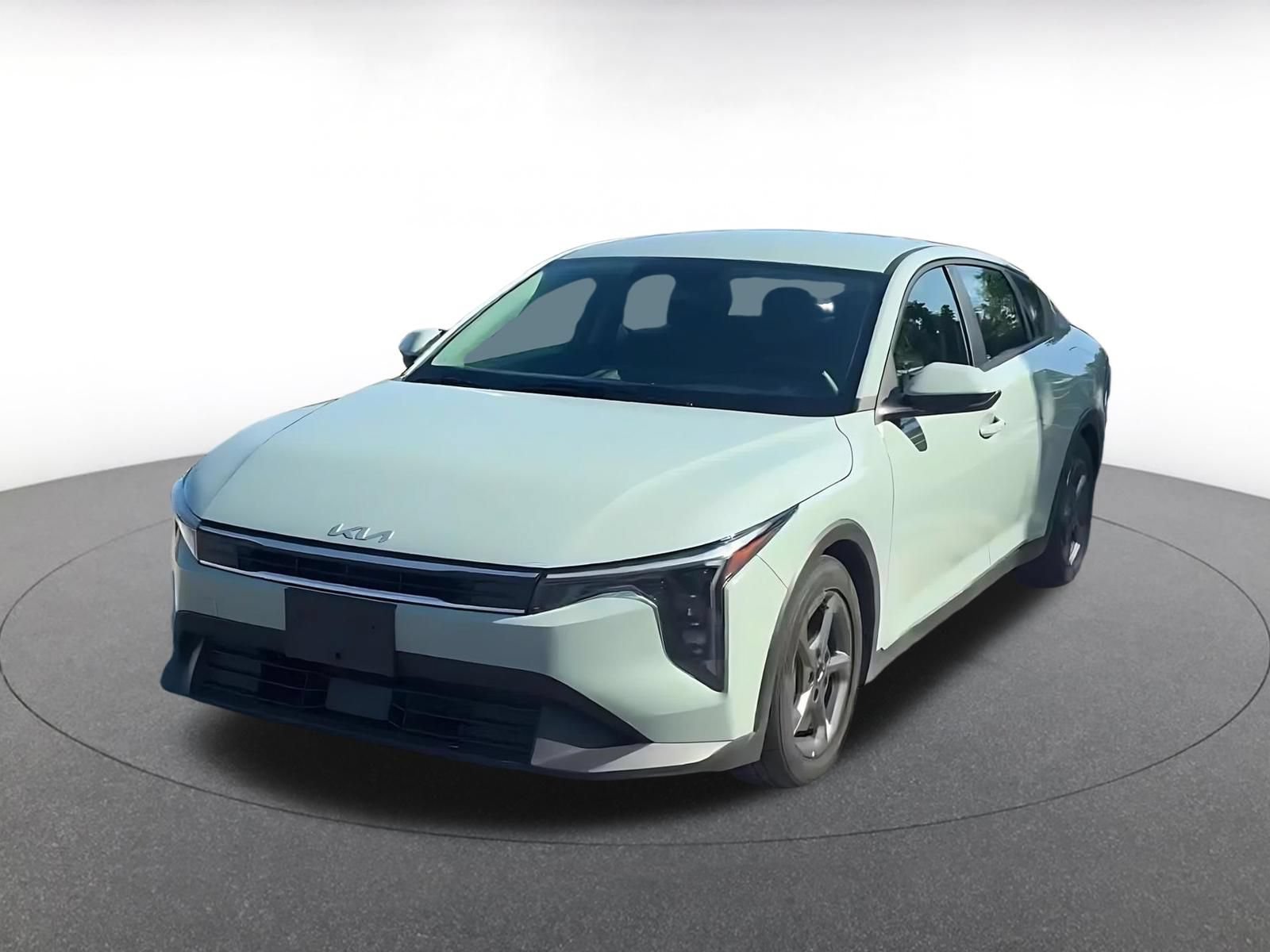 Used 2025 Kia K4 FWD image 7