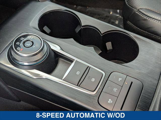 Certified 2022 Ford Escape Titanium w/ Class II Trailer Tow Package image 18