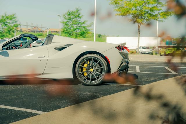 Used 2023 Ferrari F8 Tributo RWD image 35
