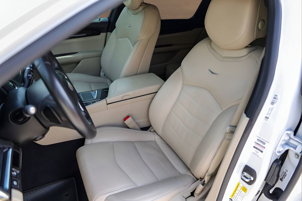Used 2018 Cadillac CT6 2.0T RWD image 7
