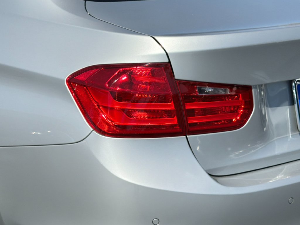Used 2015 BMW 328i Sedan RWD image 26