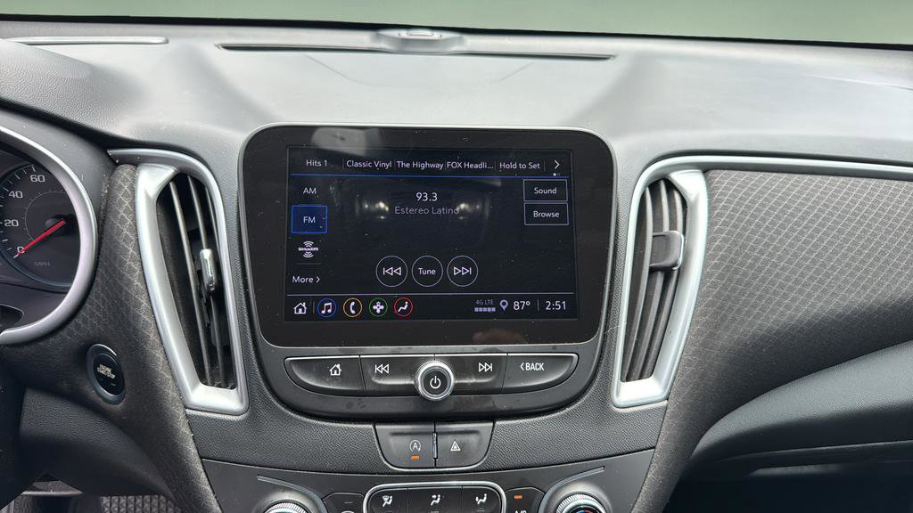 Used 2023 Chevrolet Malibu LT FWD image 12