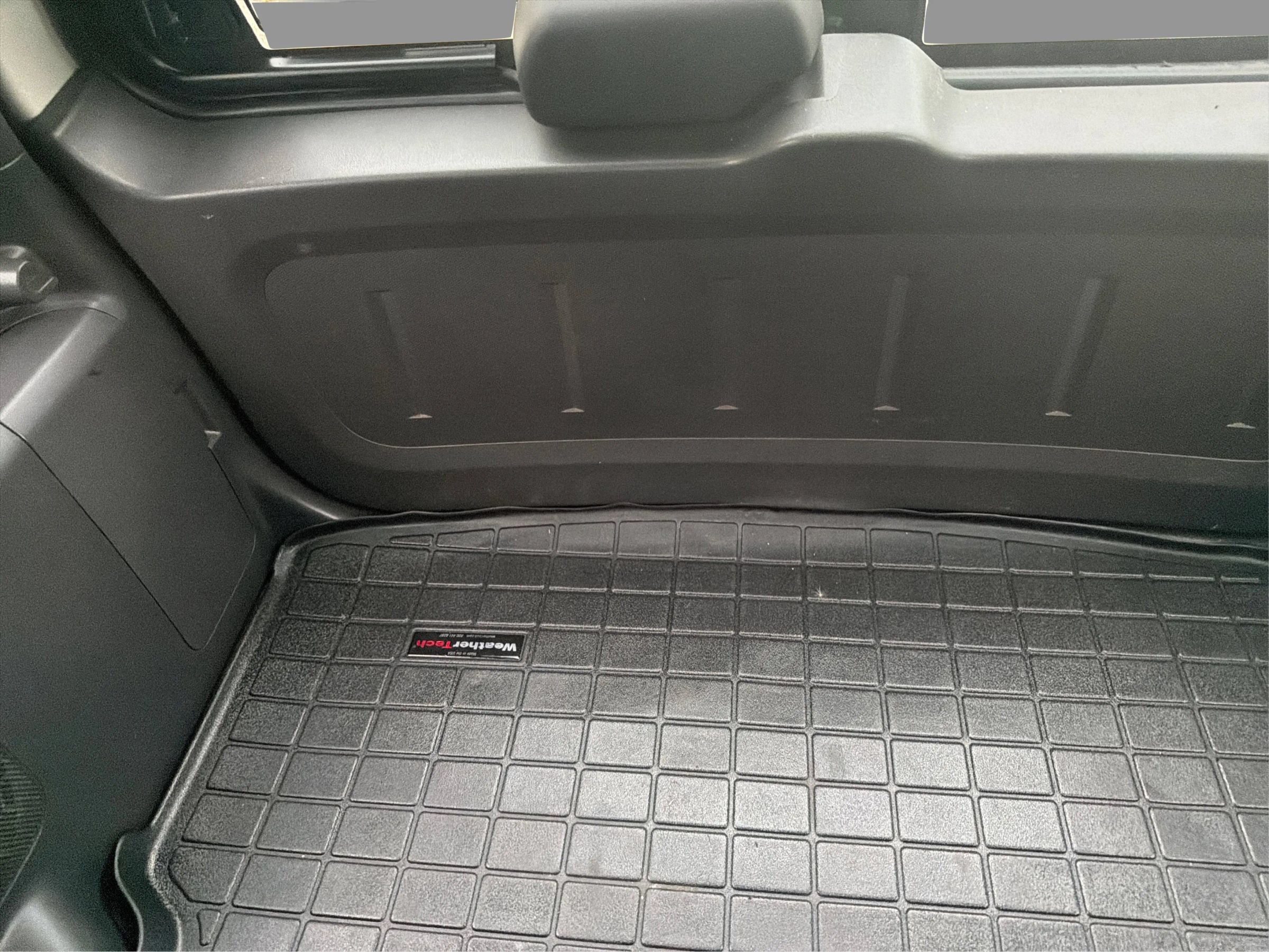 Used 2010 Ford Escape Limited FWD image 30