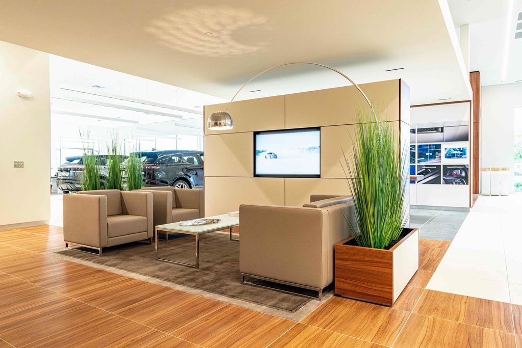 New 2025 Land Rover Range Rover SE image 30