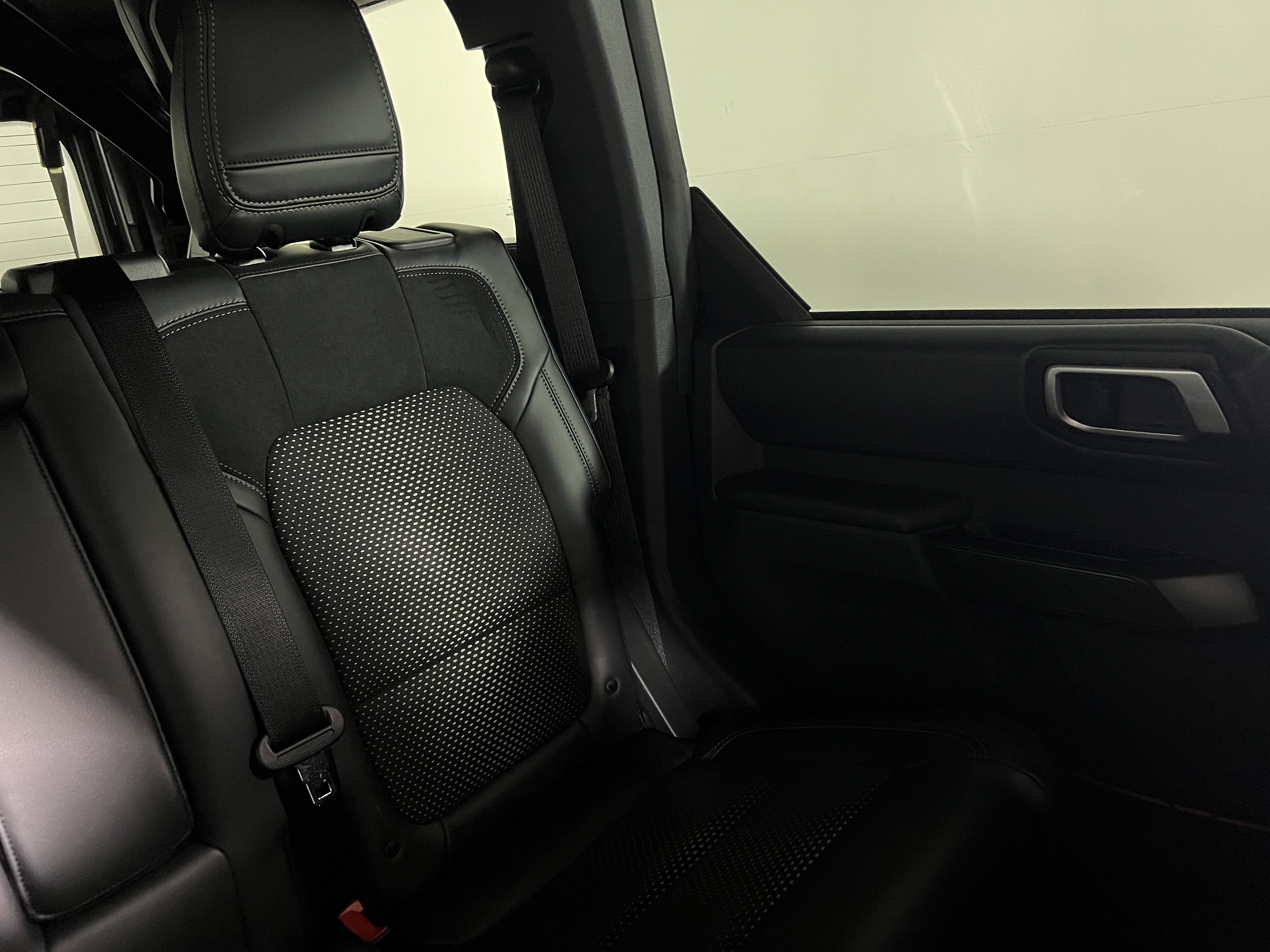 Used 2026 Ford Bronco Raptor AWD/4WD image 15