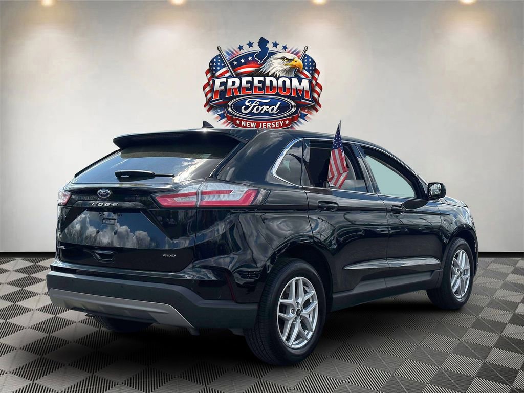 Used 2024 Ford Edge SEL image 4