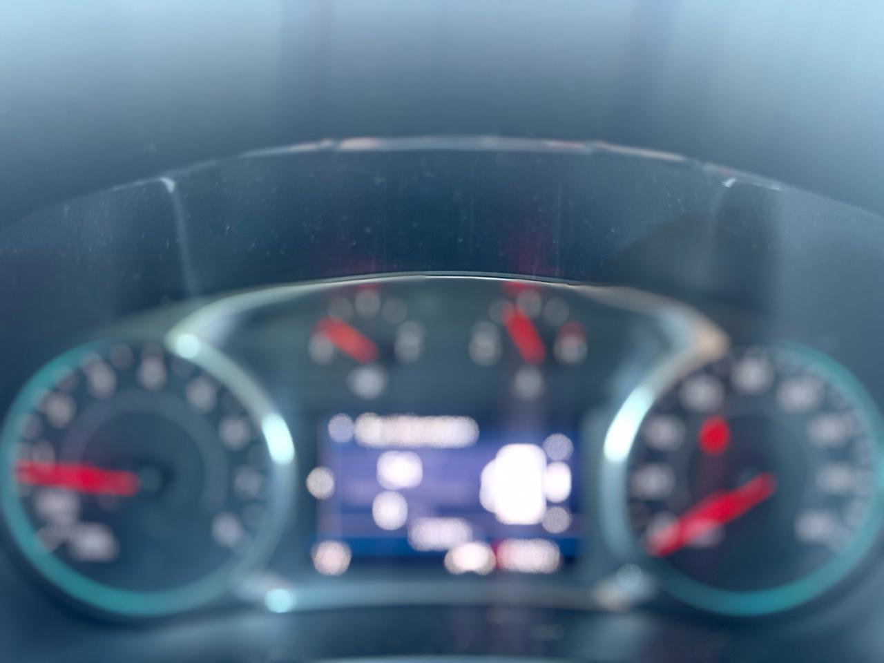 Used 2021 Chevrolet Equinox LT image 40