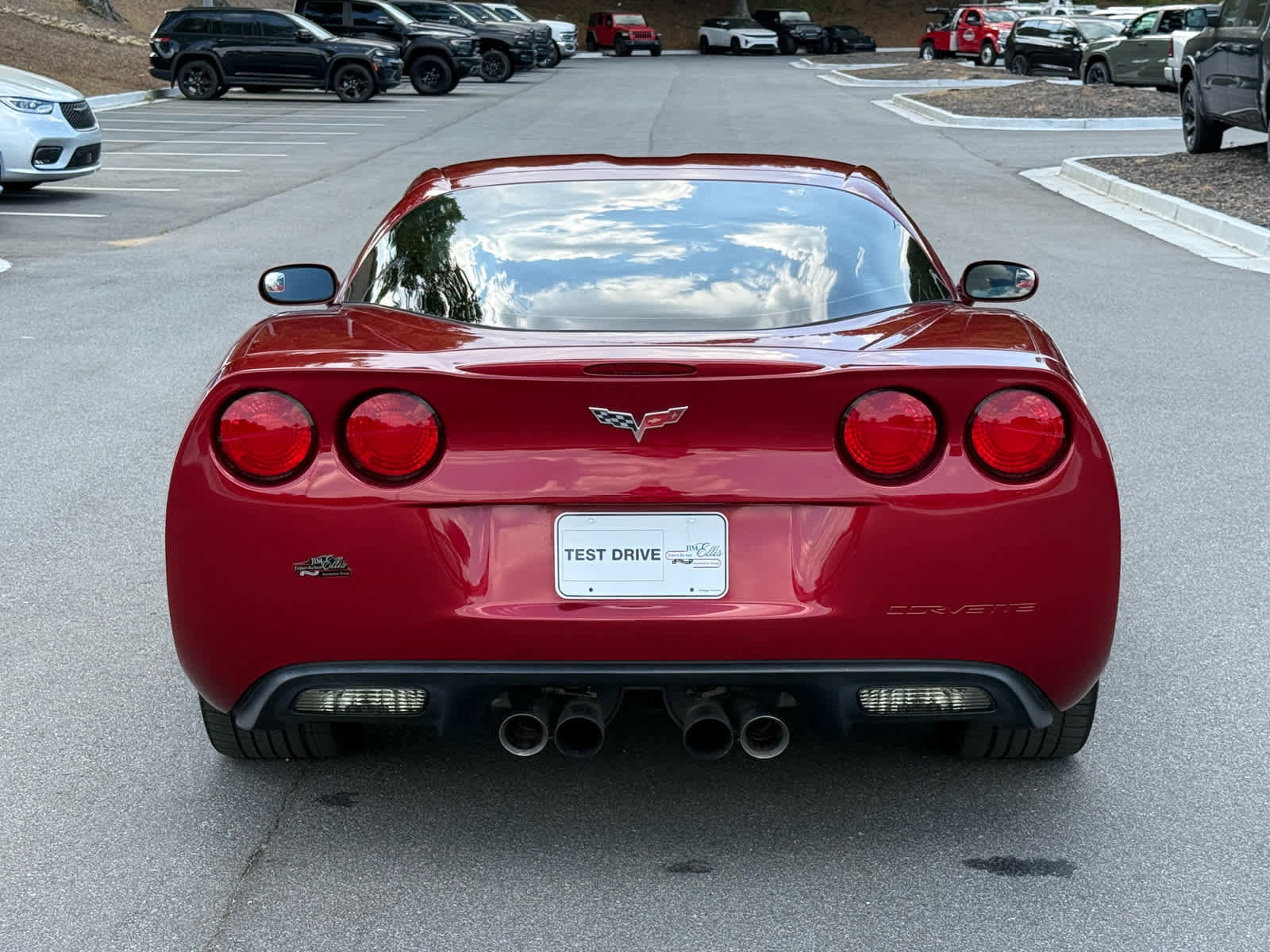 Used 2008 Chevrolet Corvette Coupe w/ Preferred Equipment Group RWD image 4