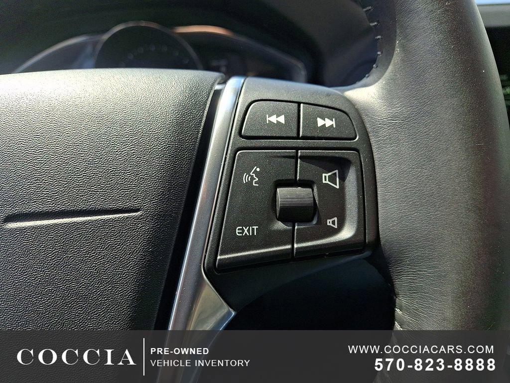 Used 2016 Volvo XC60 T6 Platinum w/ Climate Package AWD/4WD image 23