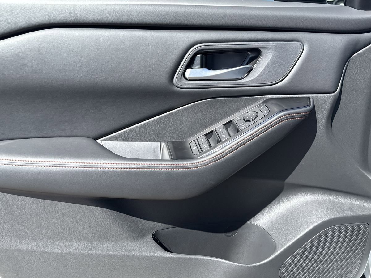 New 2026 Nissan Rogue SV image 19