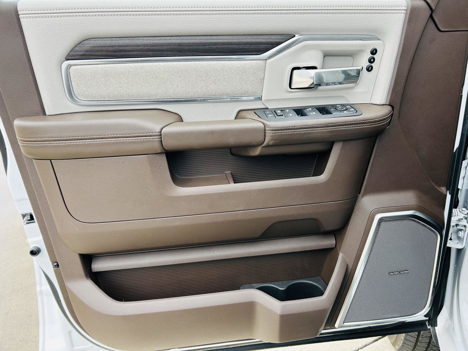 New 2026 RAM 3500 Laramie AWD/4WD image 16