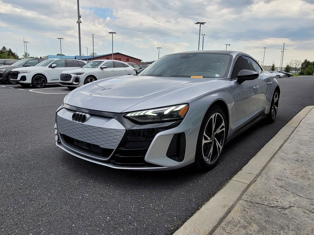 Used 2024 Audi e-tron GT Premium Plus w/ Performance Package AWD/4WD image 8