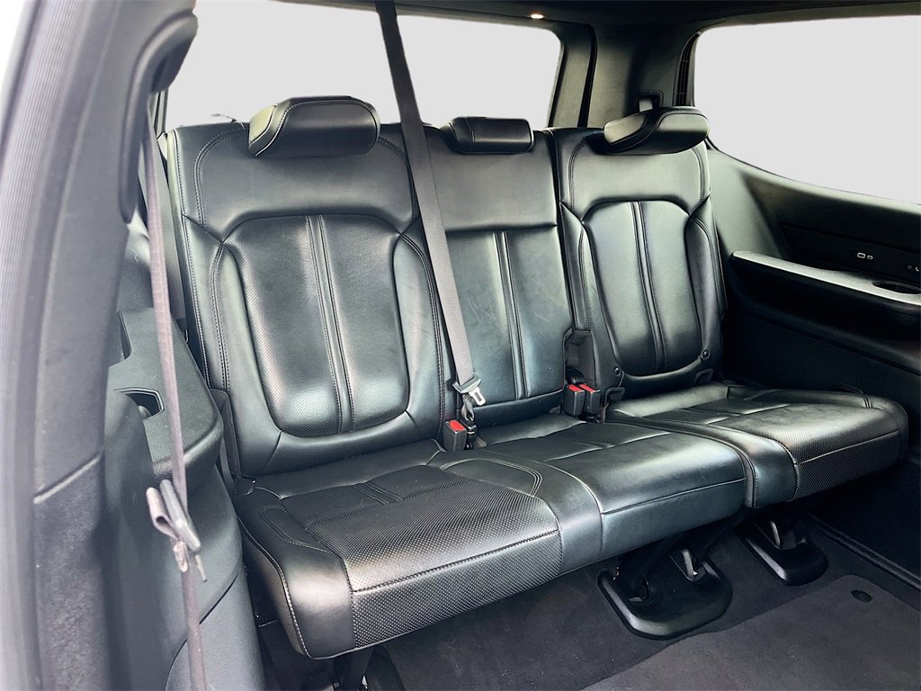 Used 2022 Jeep Wagoneer Series III w/ Premium Group I image 29