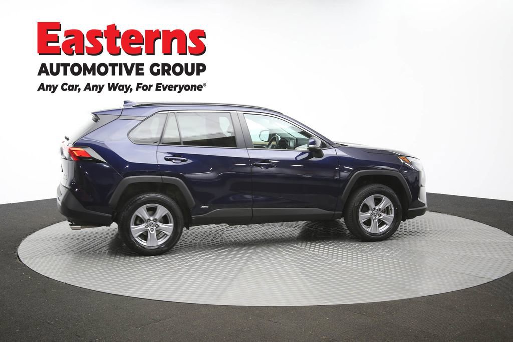 Used 2022 Toyota RAV4 XLE AWD/4WD image 48