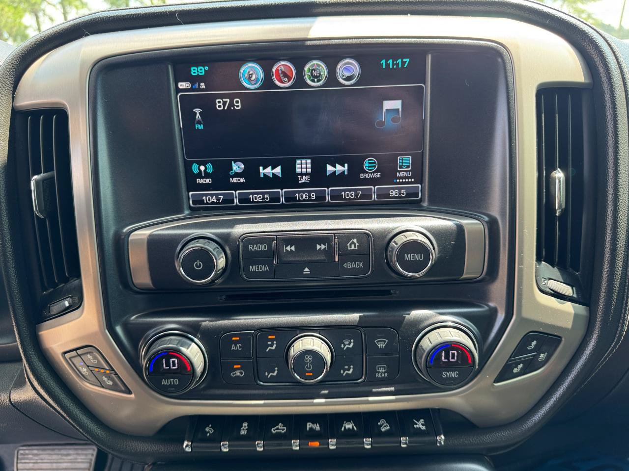 Used 2018 GMC Sierra 1500 Denali w/ Denali Ultimate Package AWD/4WD image 40