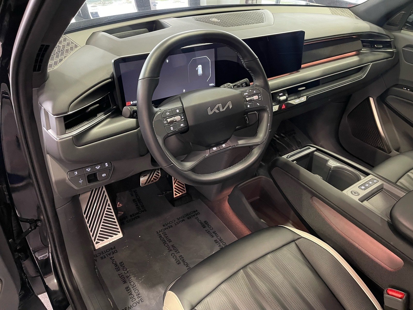 Used 2025 Kia EV9 GT-Line AWD/4WD image 25
