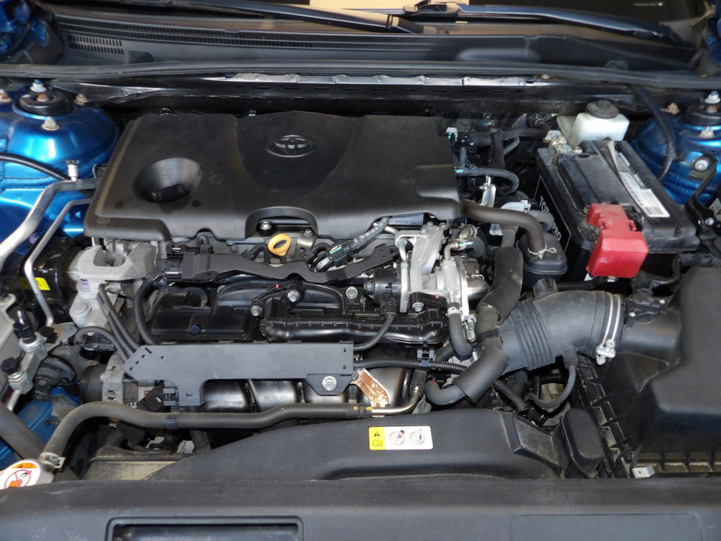 Used 2019 Toyota Camry LE image 11