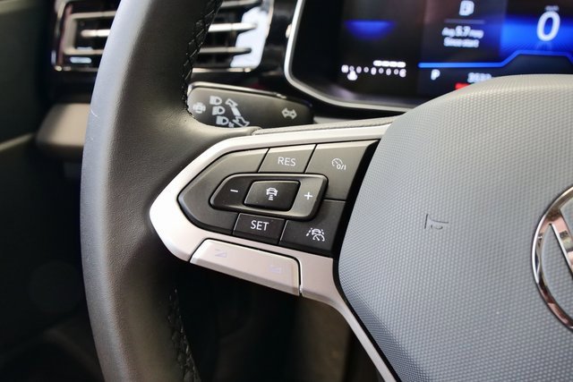 Certified 2025 Volkswagen Jetta S image 23