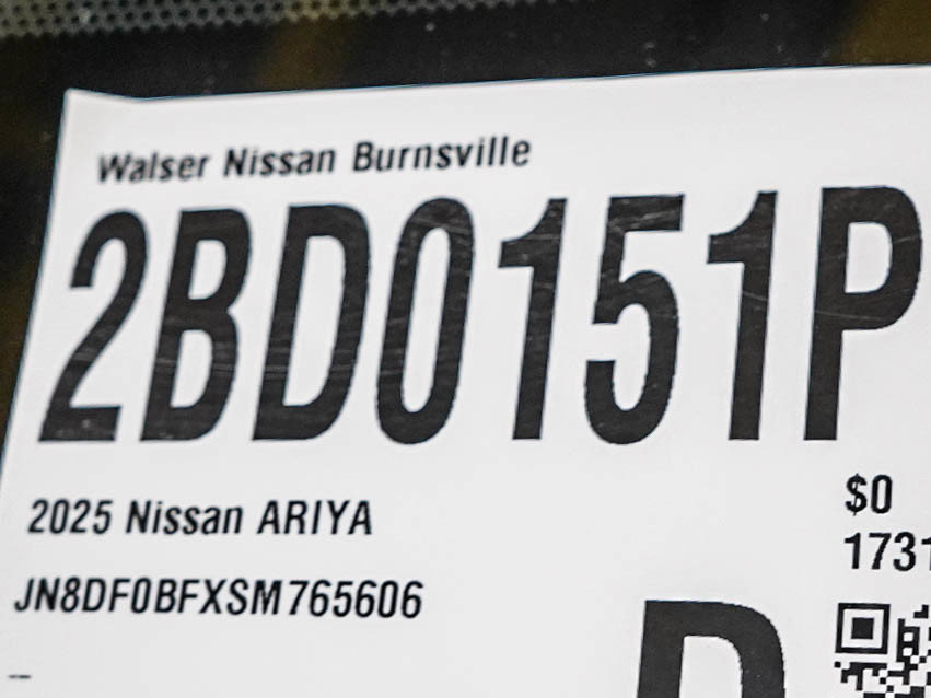 Used 2025 Nissan Ariya AWD image 33