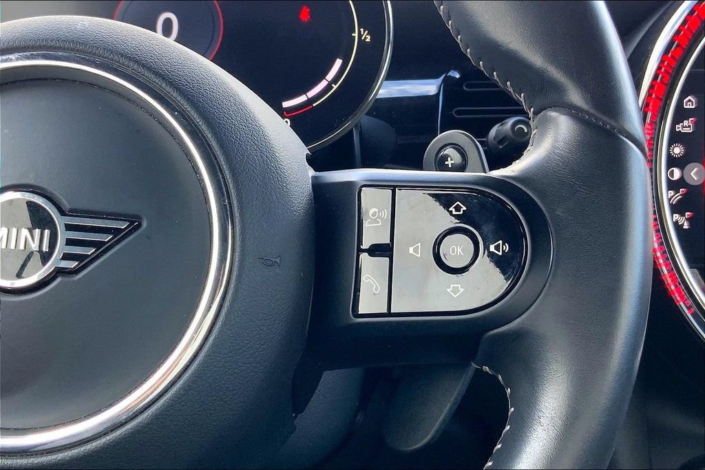 Used 2023 MINI Cooper S w/ Signature Upholstery Package FWD image 19
