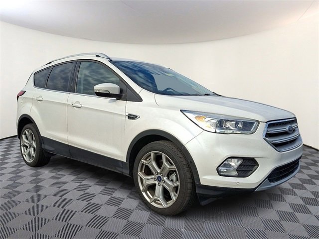 Used 2019 Ford Escape Titanium w/ U9j03 - Titanium Tow Package video 1