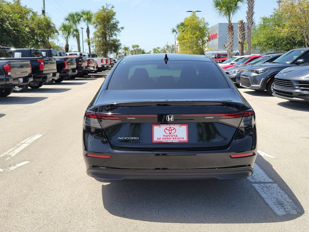 Used 2023 Honda Accord LX image 5